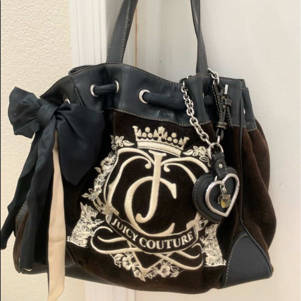 JUICY COUTURE SHOULDER BAG SOLD